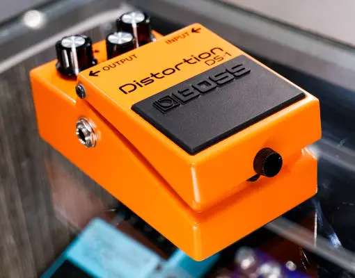 BOSS - DS1 Distortion Pedal 2